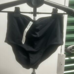 Pick 5 Crazy yoga short
